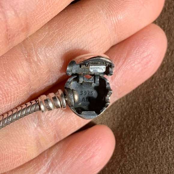 Pandora Snake Chain Heart Clasp Bracelet w/ NEW 9 Harry Potter Themed Charms EUC - Picture 10 of 11